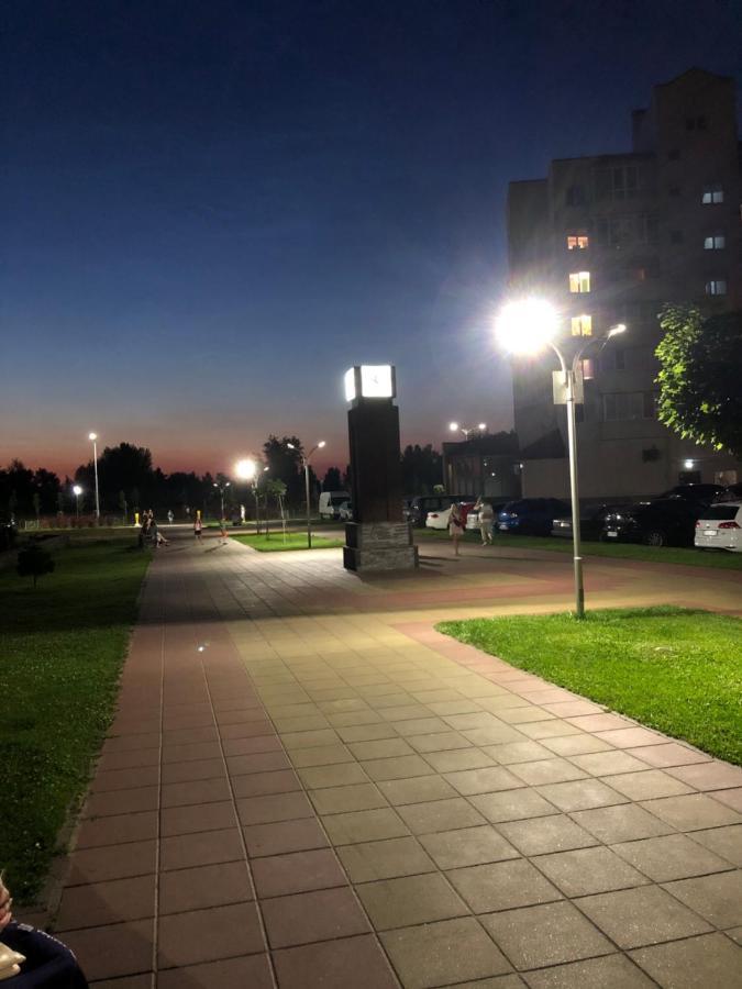 Новая Красивая Квартира. 체르카시 외부 사진